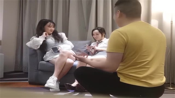 极品双飞闺蜜下海捞金 骚穴齐开狂干内射